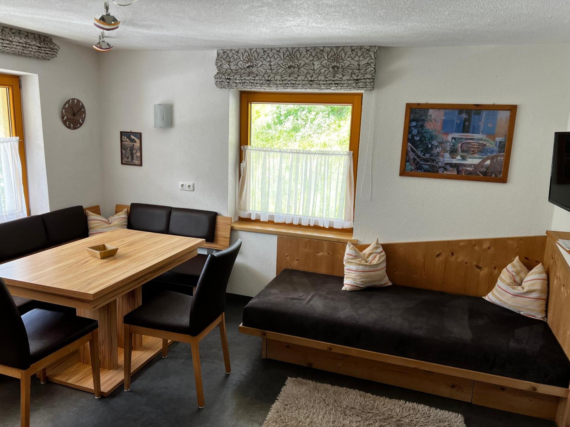Appartement Haus Steissbach à Sankt Anton am Arlberg Extérieur photo